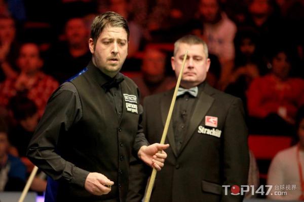 广厦队在防 广厦队在防