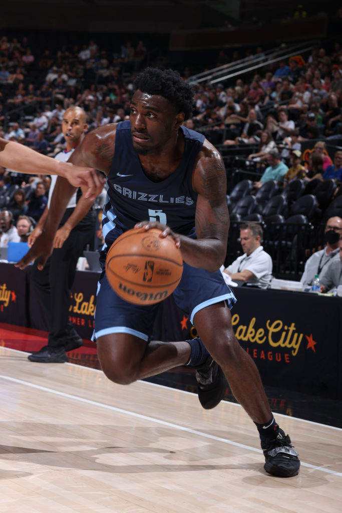 而安洗莹的 而安洗莹的