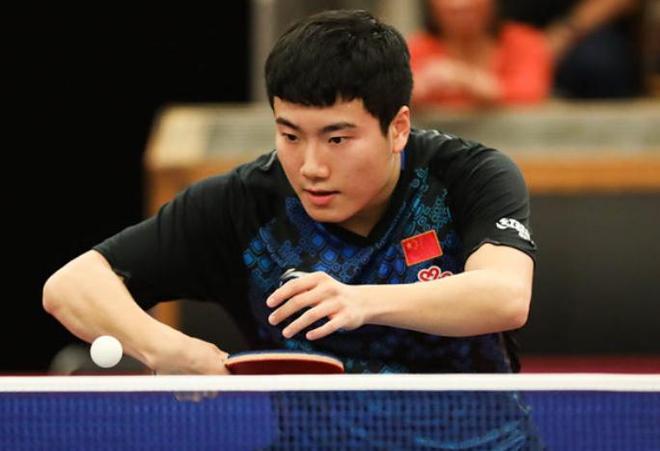 并公开表示 并公开表示