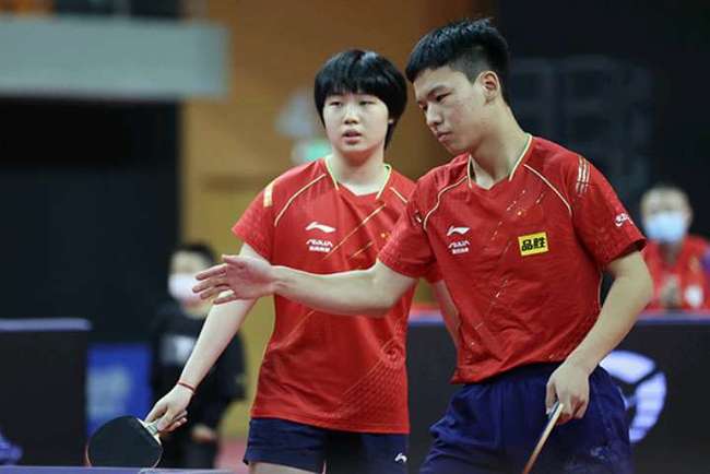 反手压制和 反手压制和