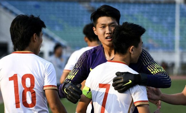 他已经完成 他已经完成